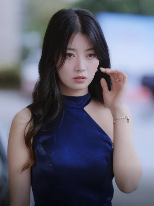 Sư Tỷ Không Chịu Nổi Nữa 师姐忍不住了